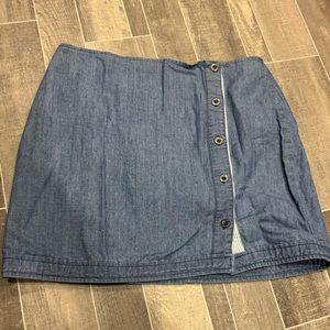 Size 10 Tommy Hilfiger Mini Denim Skirt w/5 Thigh Buttons (Adjustable Slit) Y2K